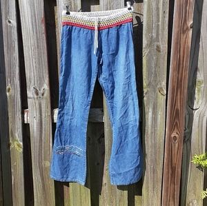 VINTAGE HIPPIE DENIM